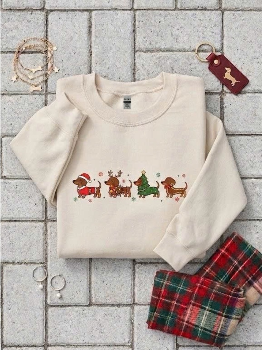 Cute Christmas Dachshund Crewneck Sweatshirt Doxie Holiday Dog Mom Pullover